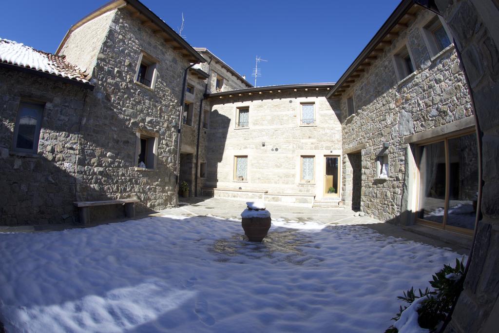 Bed and Breakfast Corte Della Maddalena Busana Exteriér fotografie